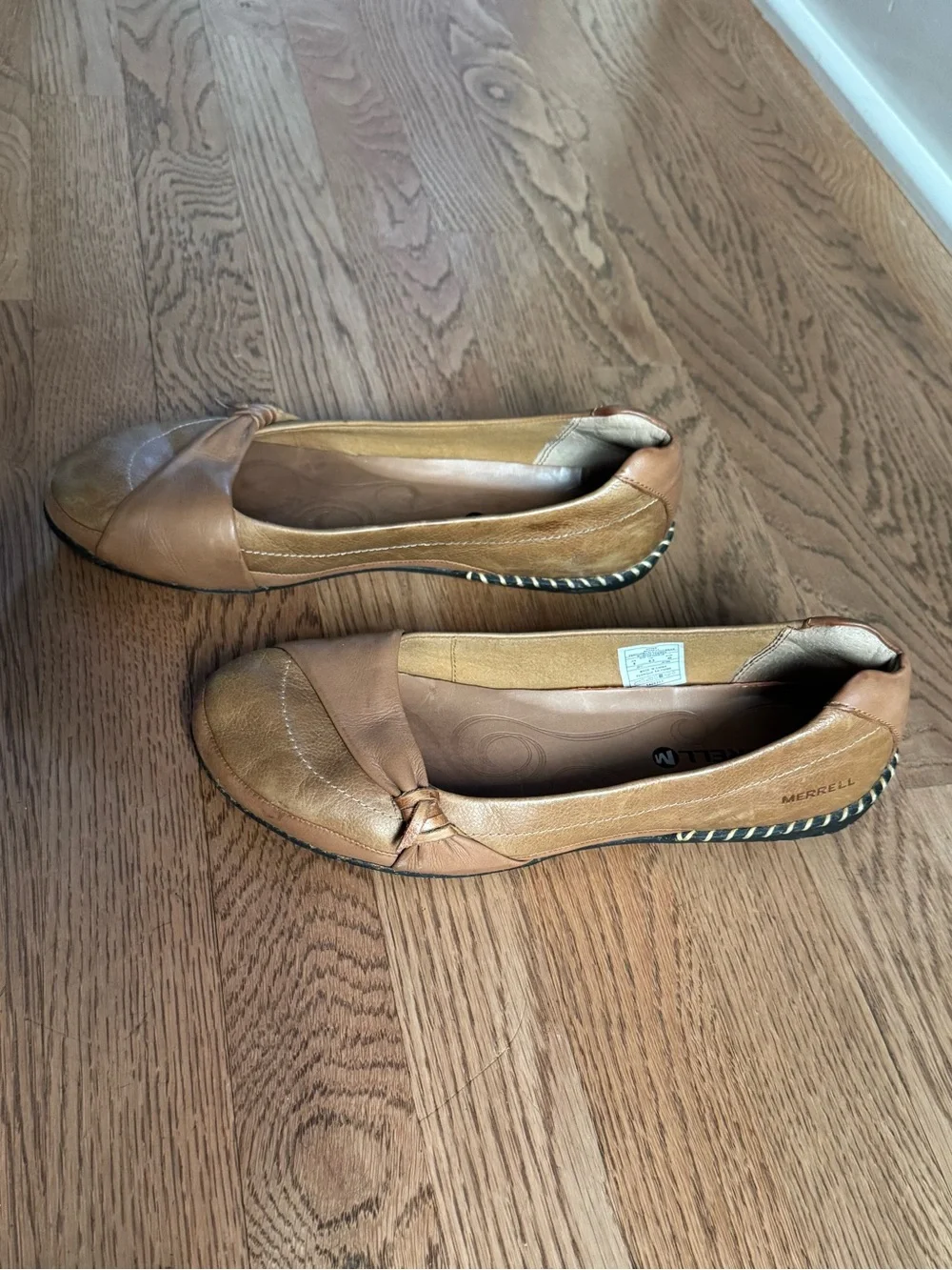 Merrell Women's Tan & Caramel Leather Ballet Flats
